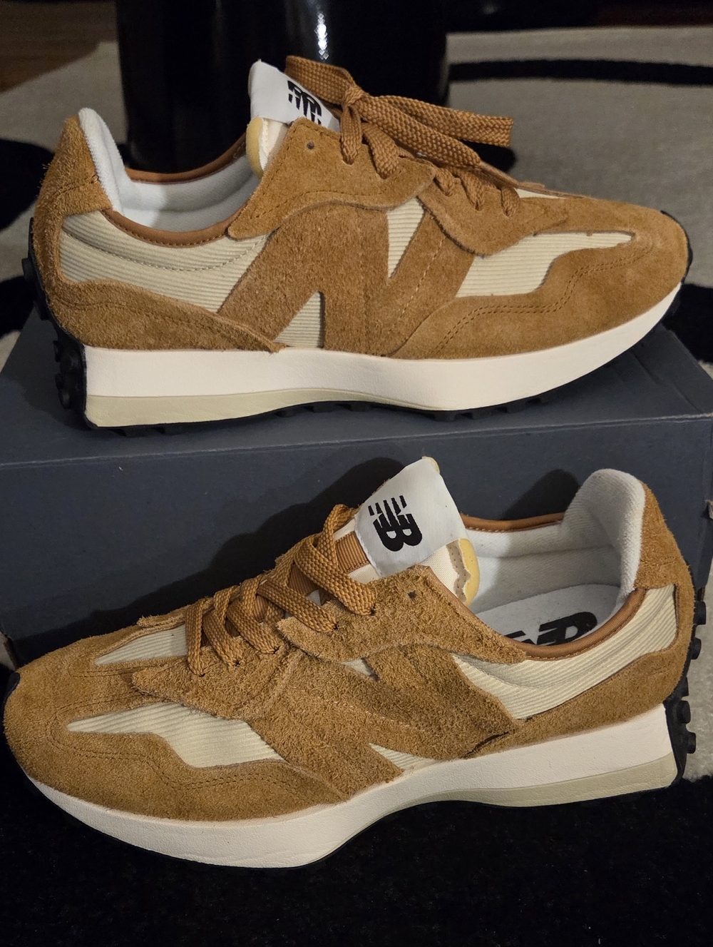 NEW BALANCE 327 LIFSTYLE SNEAKER SZ 10M